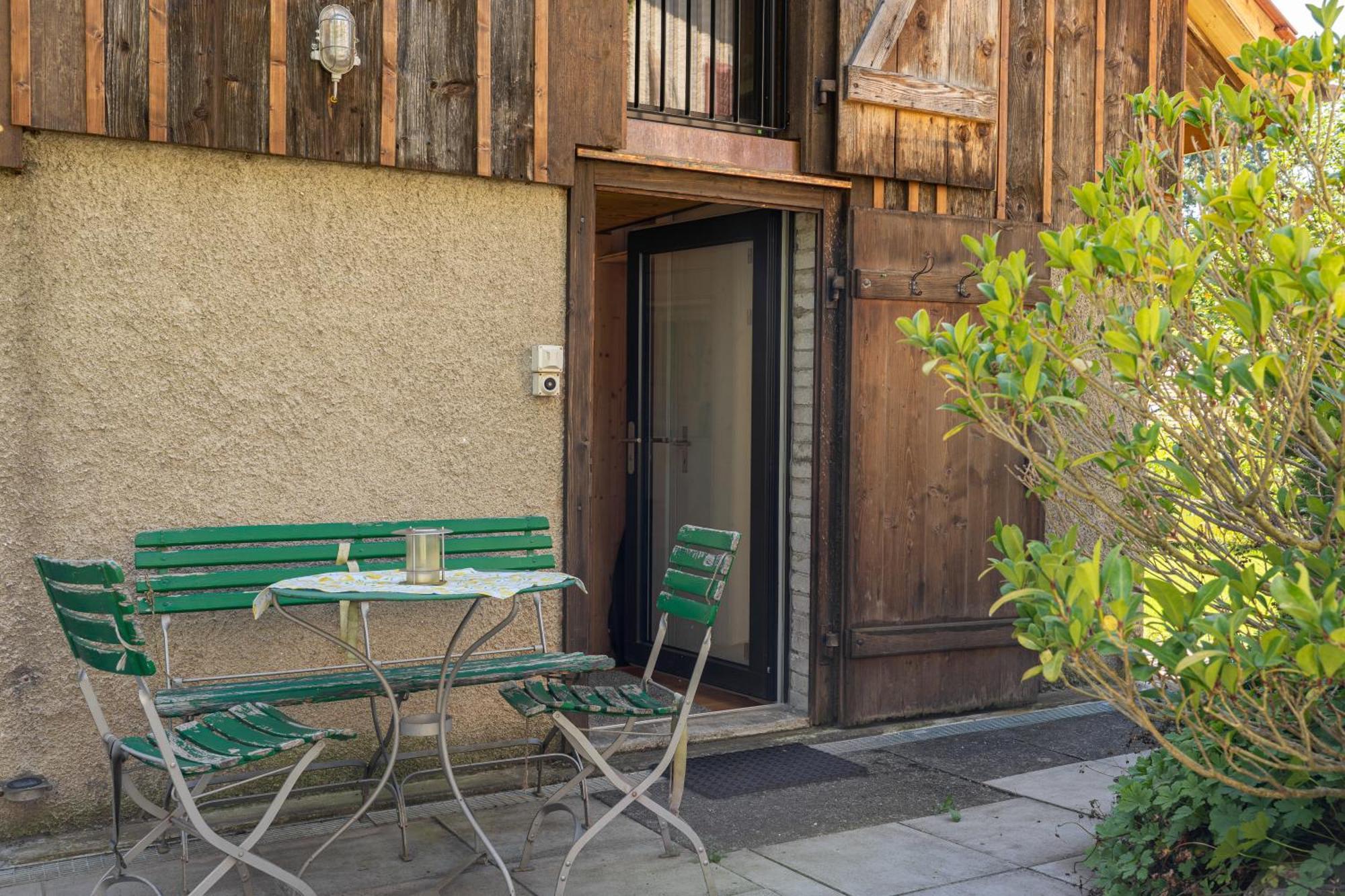 Tiny House Chez Claudine - Relaxen, Workspace, Naehe Thermen, Netflix, Free Parking & Wifi Brugg  Exterior photo