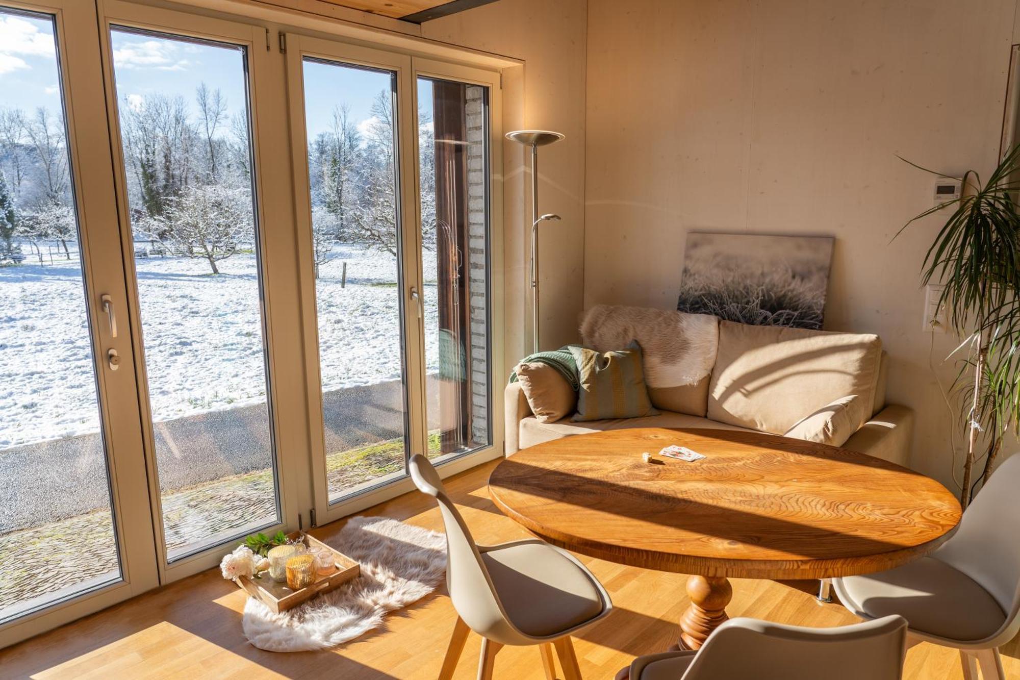 Tiny House Chez Claudine - Relaxen, Workspace, Naehe Thermen, Netflix, Free Parking & Wifi Brugg  Exterior photo